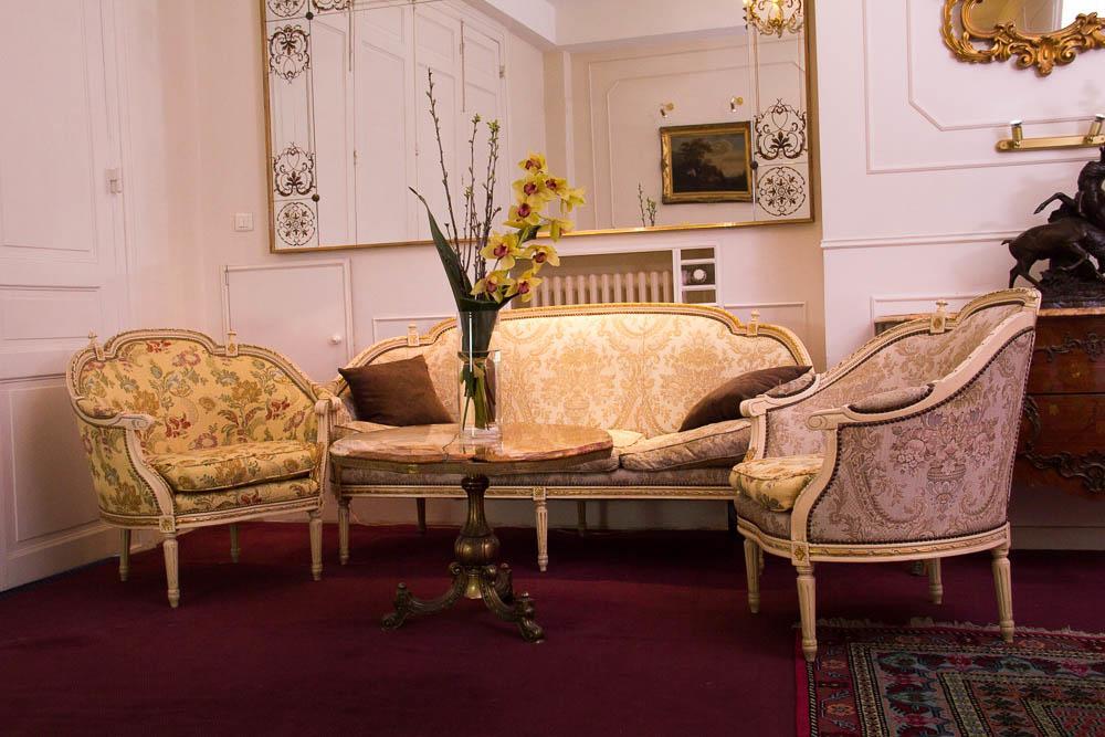 Hotel Memorial Сен-Кантен Екстериор снимка