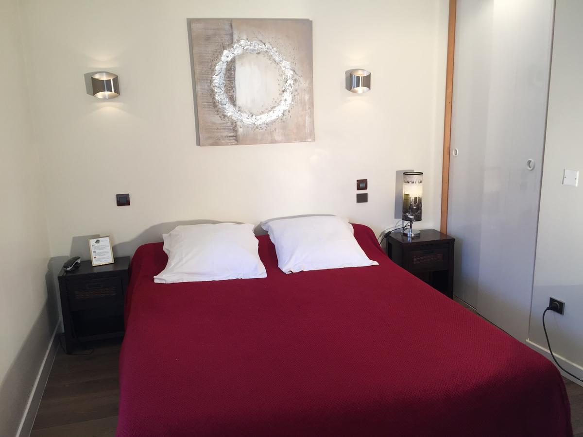 Hotel Memorial Сен-Кантен Екстериор снимка
